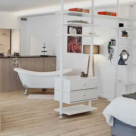 Garden Luxus Apartment *